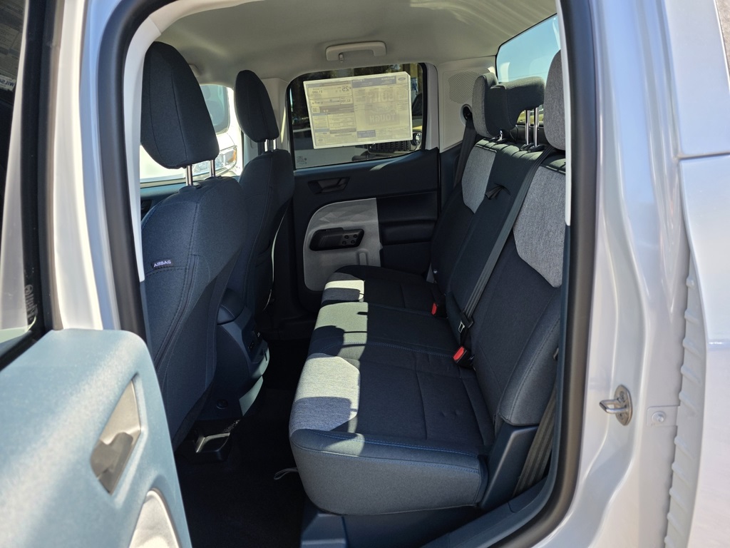 Vehicle image 19 of 30
