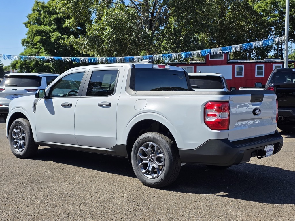Vehicle image 10 of 30