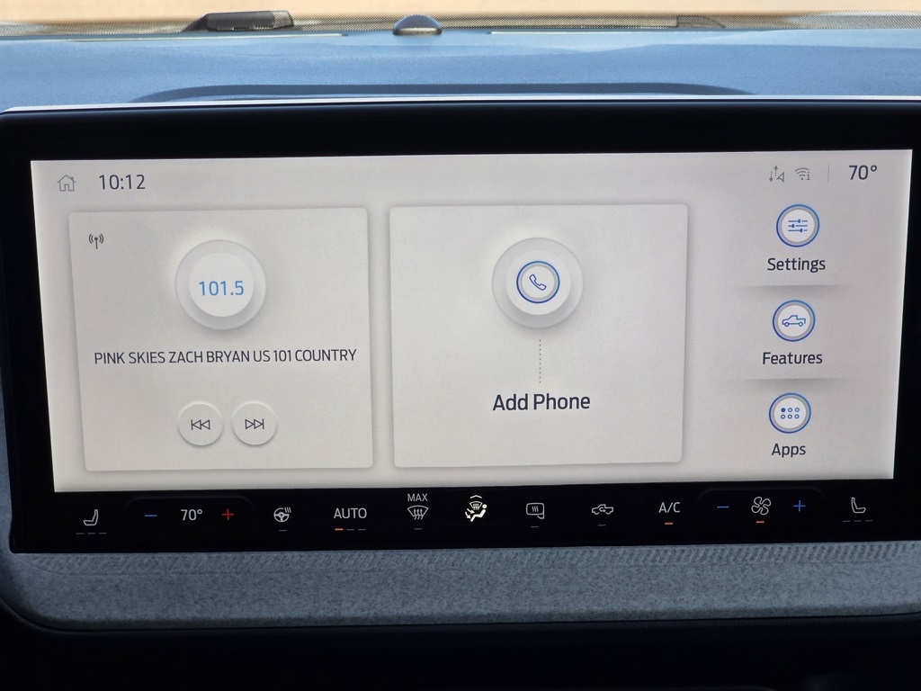 Vehicle image 24 of 30