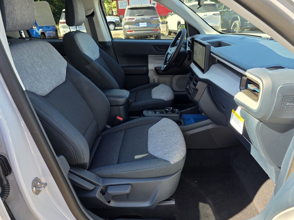 Vehicle image 16 of 30
