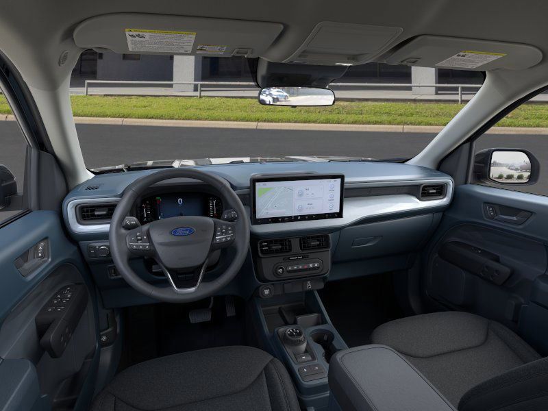 Vehicle image 14 of 24