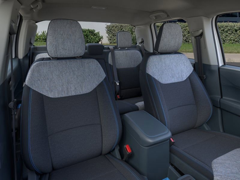 Vehicle image 11 of 24