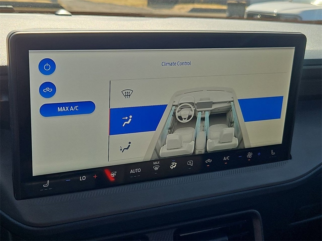 Vehicle image 23 of 33