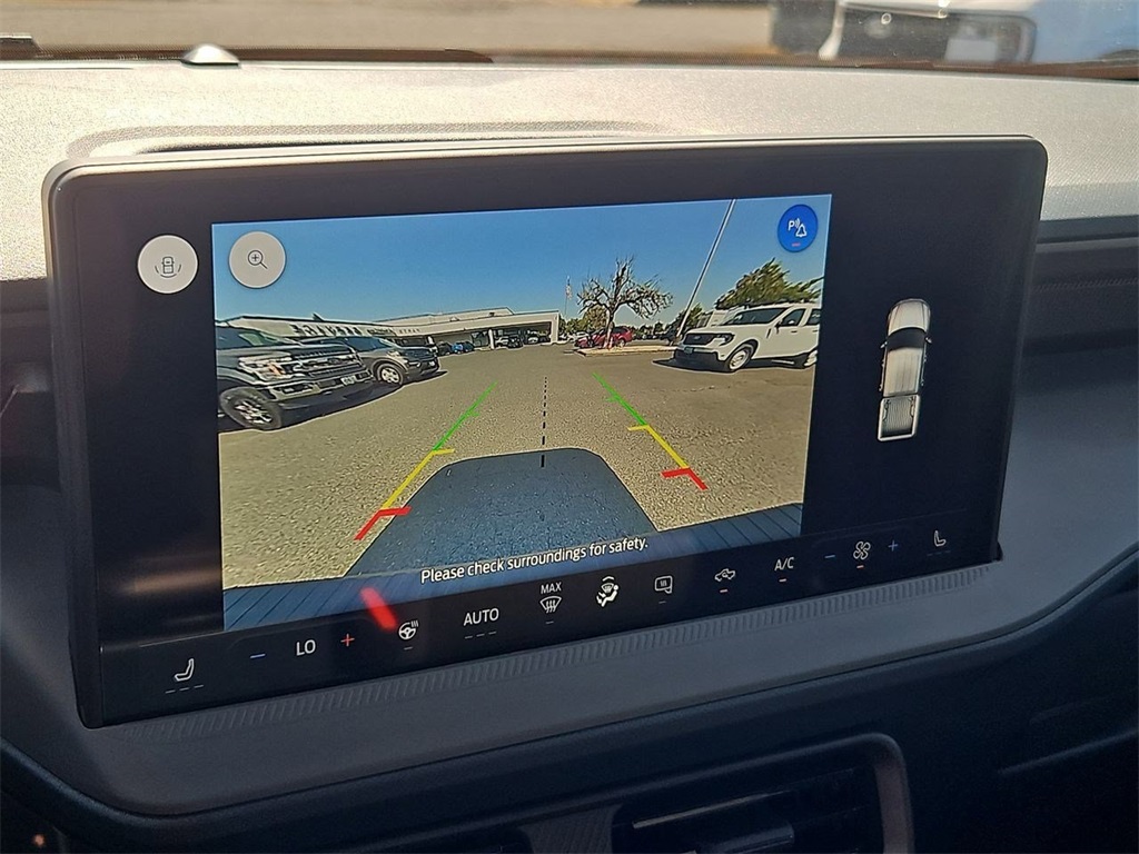 Vehicle image 22 of 33
