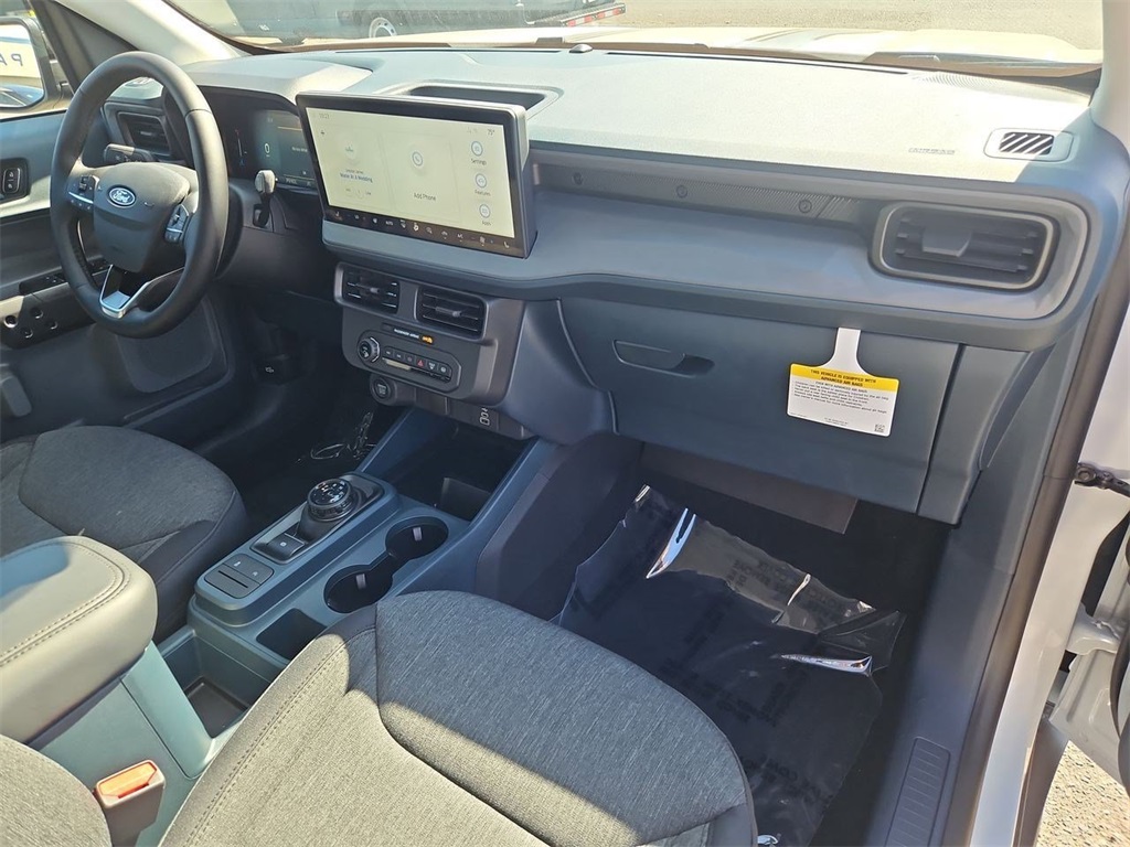 Vehicle image 19 of 33