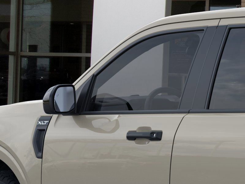 Vehicle image 39 of 42