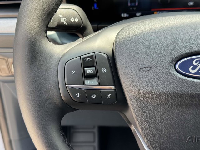 Vehicle image 15 of 27