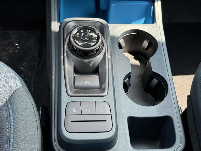 Vehicle image 12 of 27