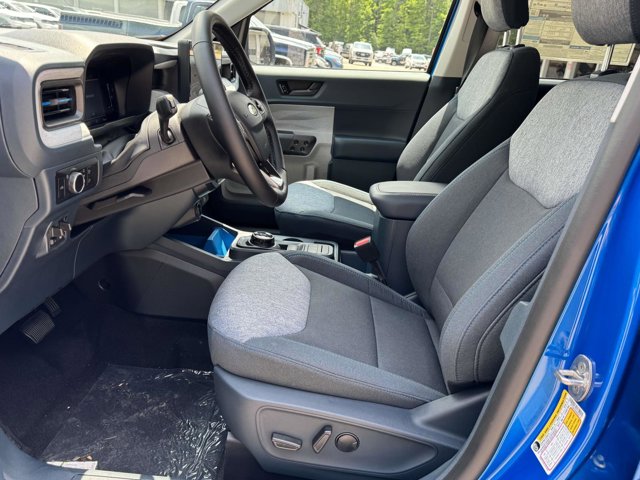 Vehicle image 24 of 27