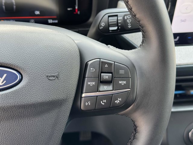 Vehicle image 16 of 27