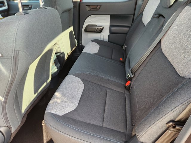 Vehicle image 20 of 22