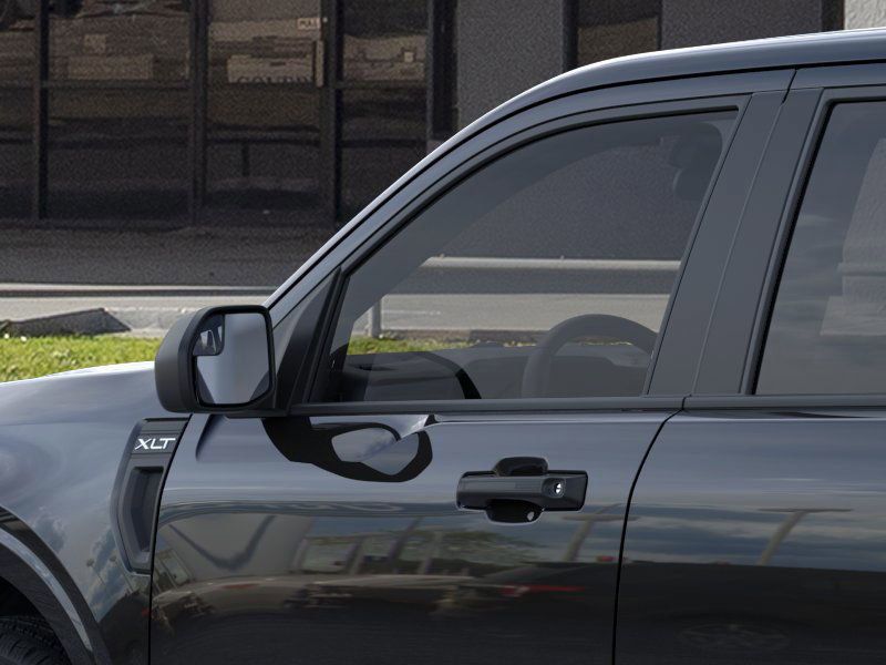 Vehicle image 14 of 24