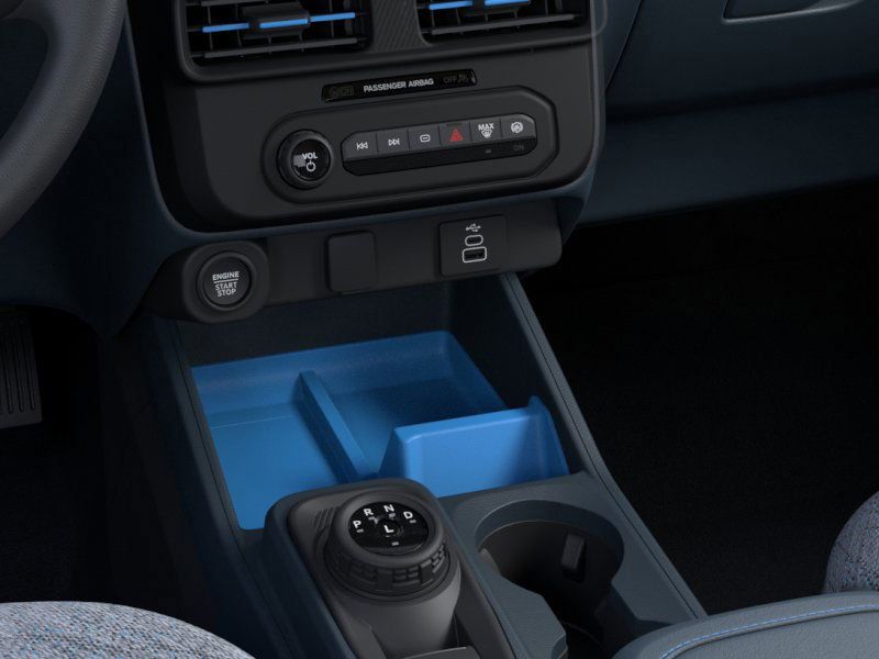 Vehicle image 21 of 24