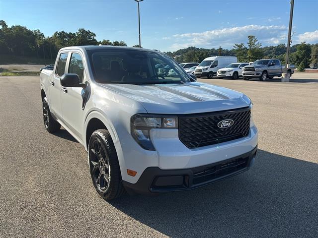 2025 Ford Maverick XLT Image 3 of 26