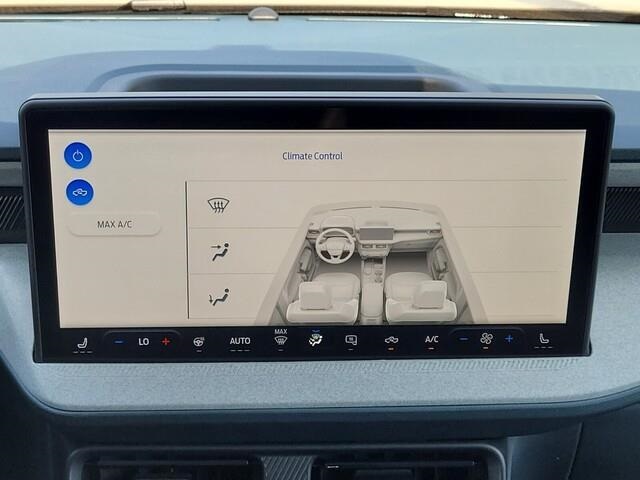 Vehicle image 17 of 22