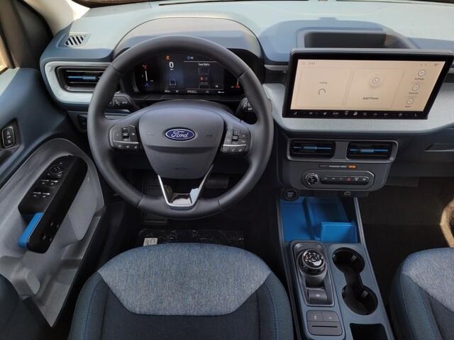 Vehicle image 13 of 22
