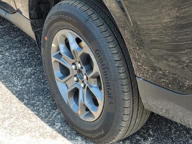 Vehicle image 5 of 22