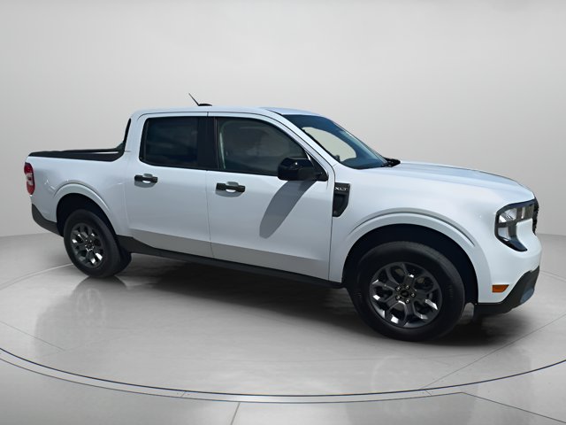 Vehicle image 13 of 64