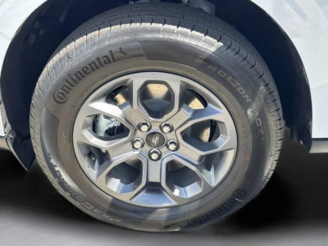 Vehicle image 62 of 64