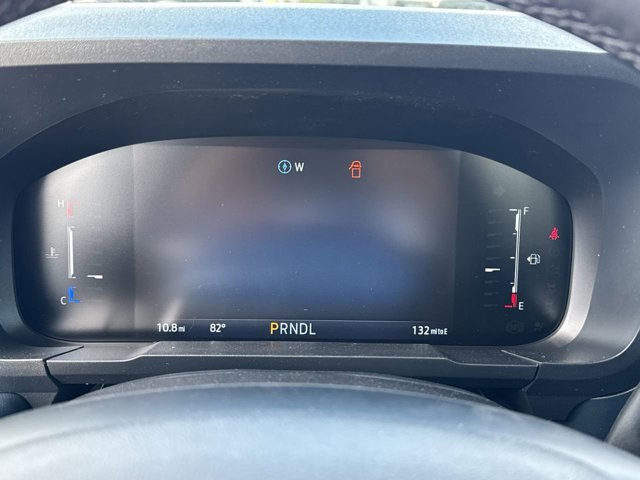 Vehicle image 61 of 64