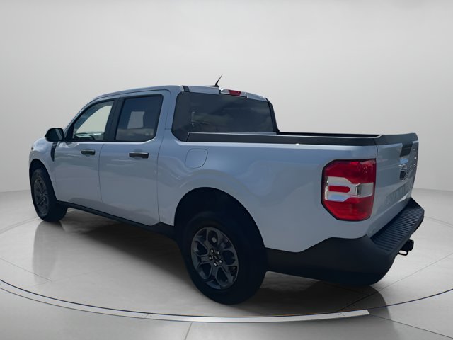 Vehicle image 26 of 64