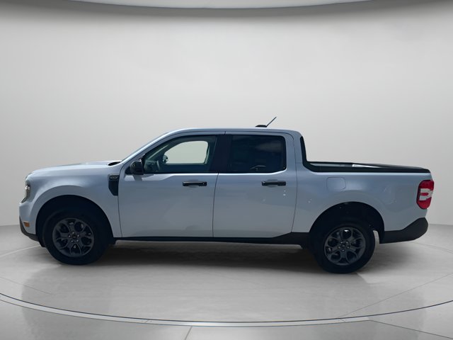 Vehicle image 31 of 64