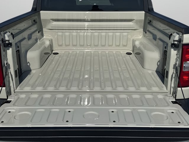 Vehicle image 38 of 64
