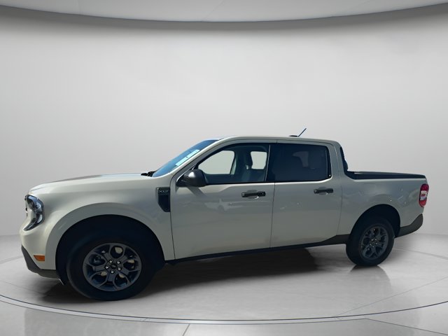 Vehicle image 2 of 64