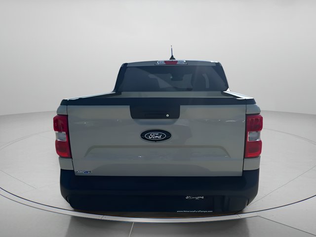 Vehicle image 24 of 64
