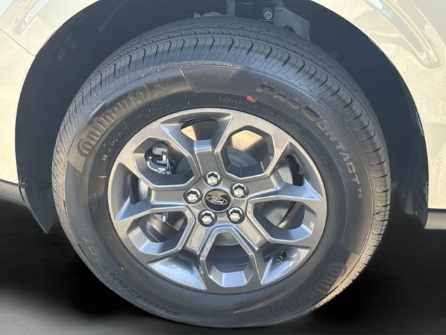 Vehicle image 62 of 64