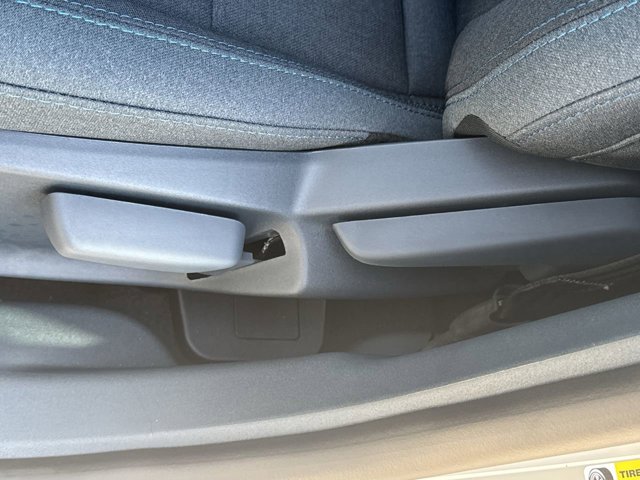 Vehicle image 51 of 64