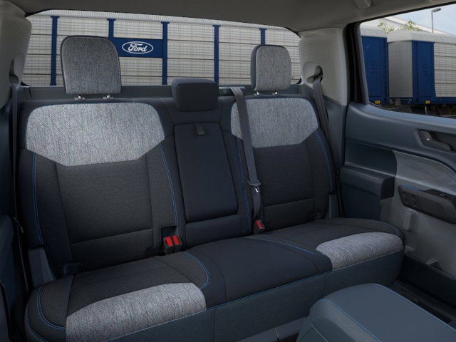 Vehicle image 11 of 34