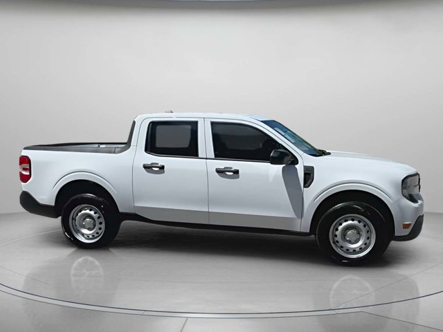 Vehicle image 13 of 63