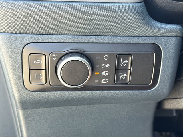 Vehicle image 56 of 63
