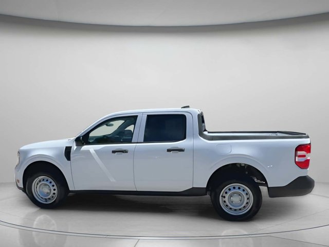 Vehicle image 34 of 63