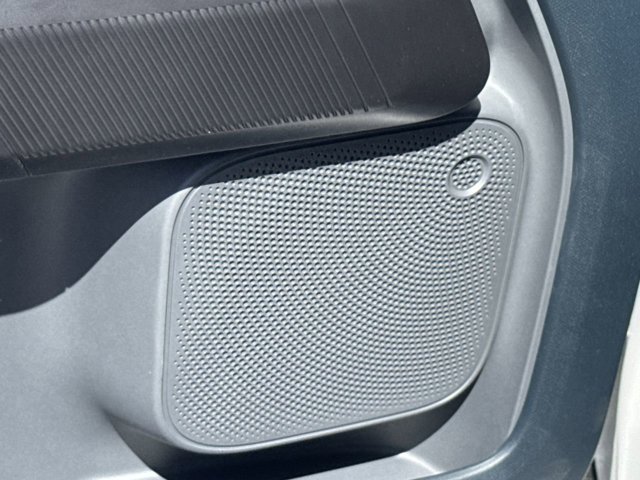 Vehicle image 49 of 63