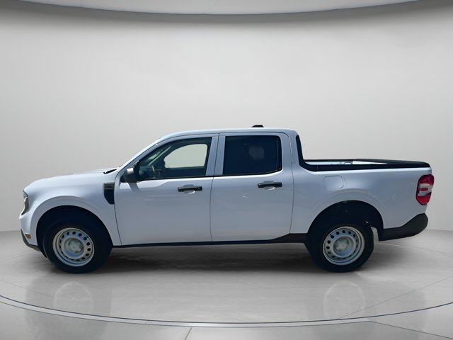 Vehicle image 32 of 63