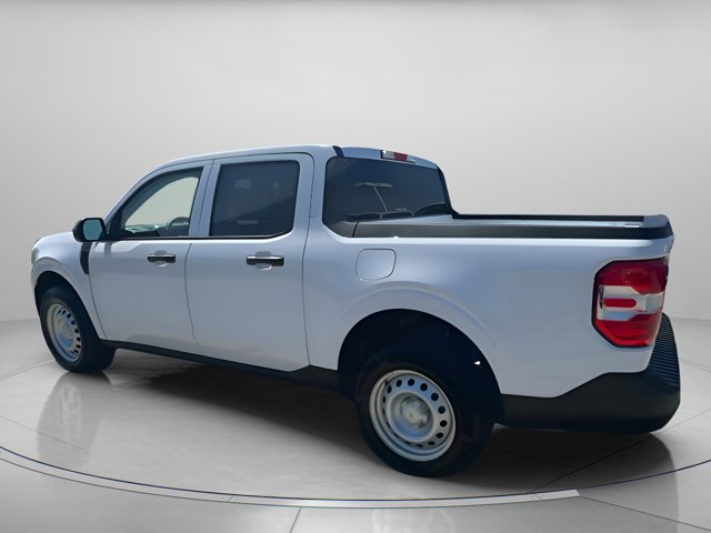 Vehicle image 28 of 63