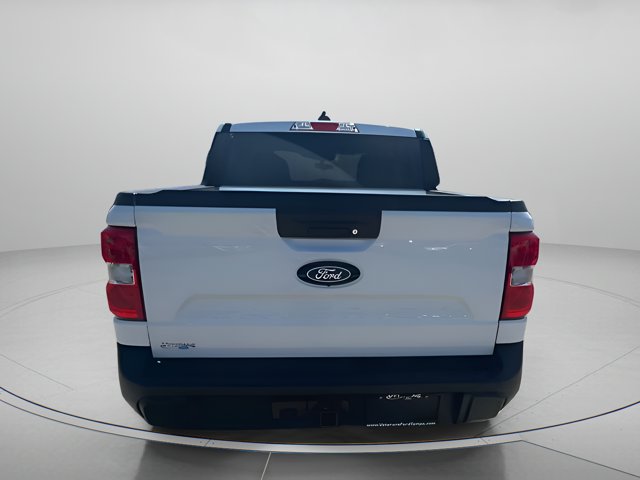 Vehicle image 23 of 63