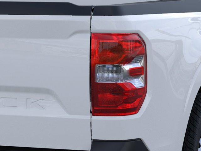 Vehicle image 24 of 28