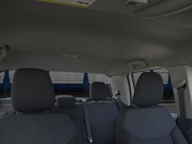 Vehicle image 13 of 28