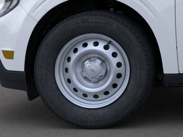 Vehicle image 21 of 28