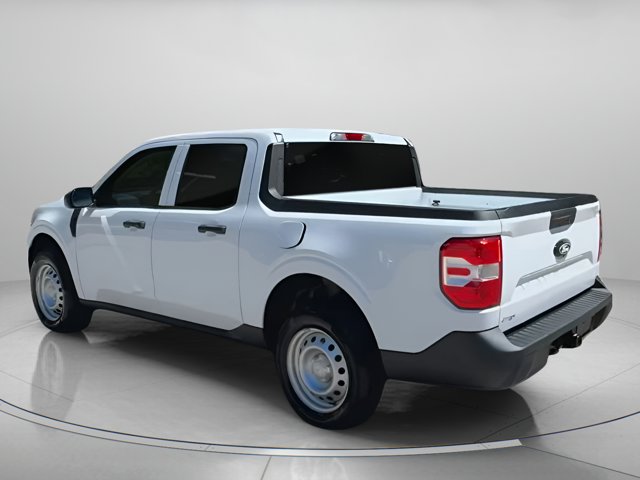 Vehicle image 27 of 63