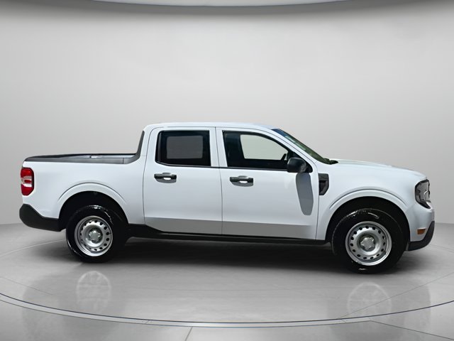 Vehicle image 17 of 63
