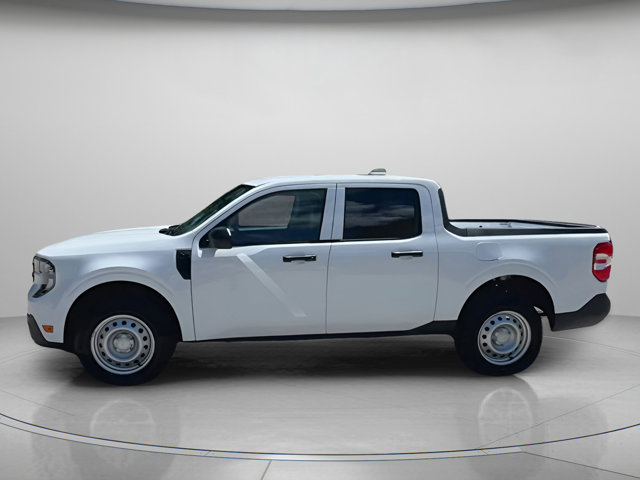 Vehicle image 32 of 63