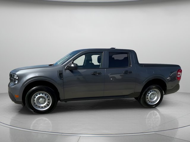 Vehicle image 33 of 96