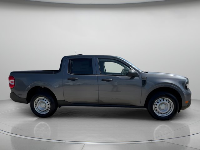 Vehicle image 16 of 96