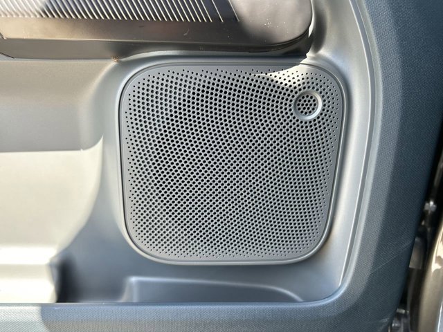 Vehicle image 48 of 96