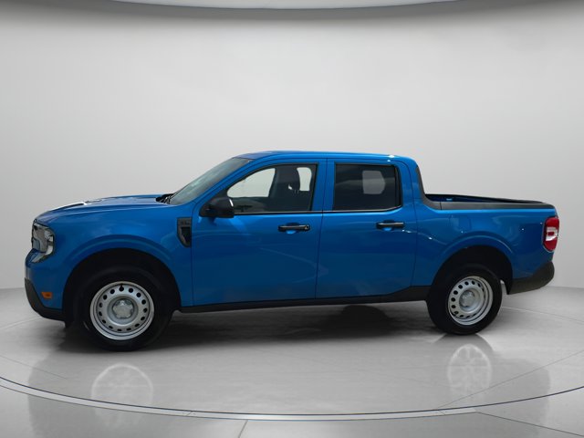 Vehicle image 33 of 63