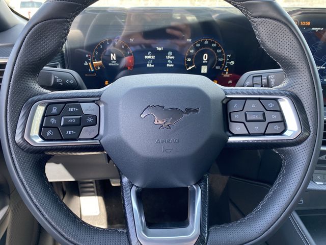 Vehicle image 17 of 35